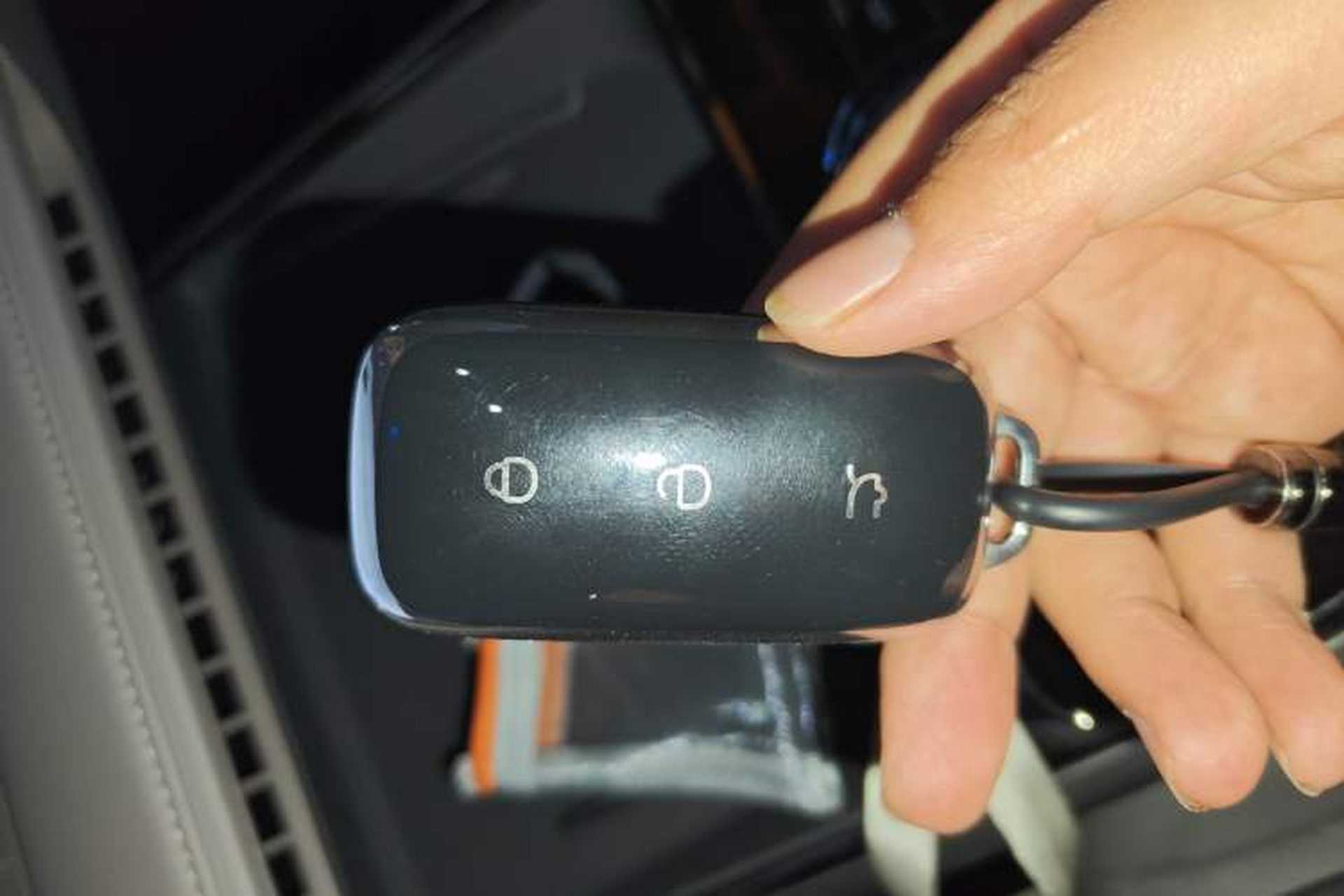Used Geely Galaxy 8 2025 130km EM-i Deluxe Edition Interior 1