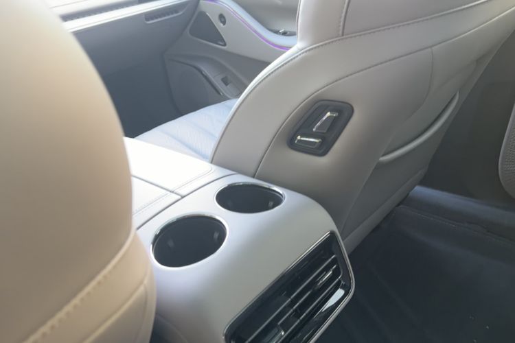 Used Geely Galaxy 8 2025 130km EM-P Starship Edition Interior 13