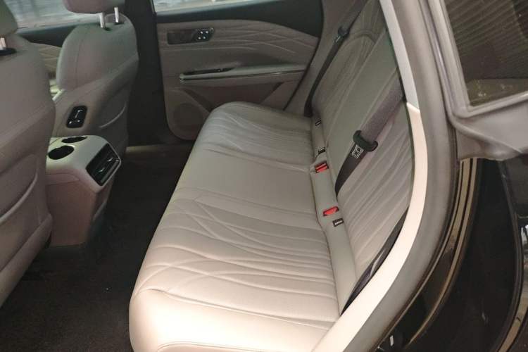 Used Geely Galaxy 8 2025 130km EM-i Deluxe Edition Interior 4