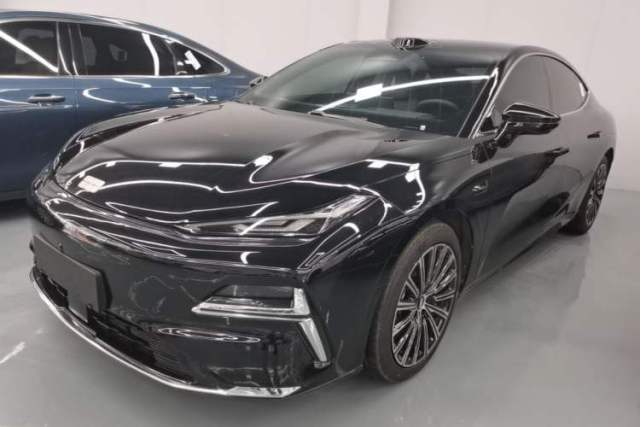 Used Geely Galaxy 8 2025 130km EM-P Starship Edition