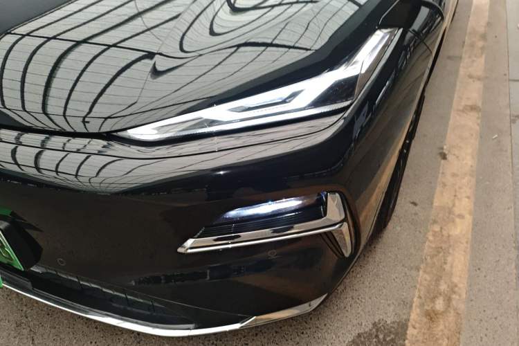 Used Geely Galaxy 8 2025 130km EM-i Deluxe Edition Left Front Headlight