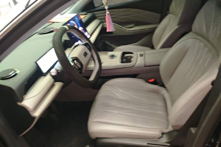 Used Geely Galaxy 8 2025 130km EM-i Deluxe Edition Left Front Seat