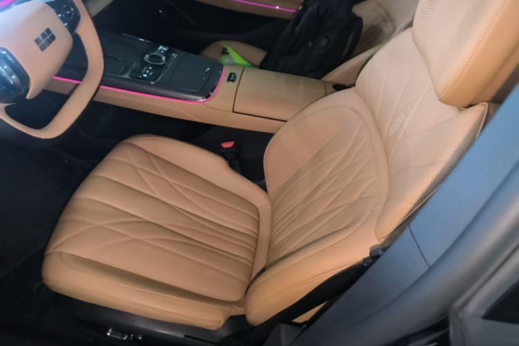 Used Geely Galaxy 8 2025 130km EM-i Deluxe Edition Left Front Seat