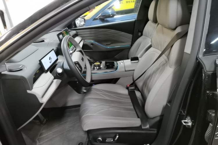 Used Geely Galaxy 8 2025 130km EM-P Starship Edition Left Front Seat