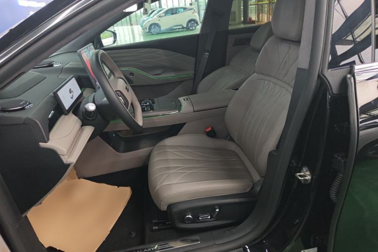 Used Geely Galaxy 8 2025 130km EM-P Starship Edition Left Front Seat