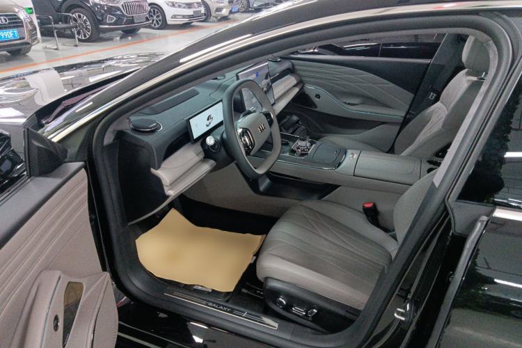 Used Geely Galaxy 8 2025 130km EM-P Starship Edition Left Front Seat