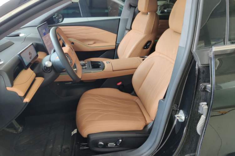 Used Geely Galaxy 8 2025 130km EM-P Starship Edition Left Front Seat