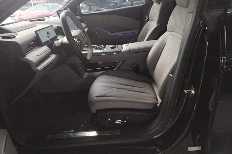 Used Geely Galaxy 8 2025 130km EM-P Starship Edition Left Front Seat