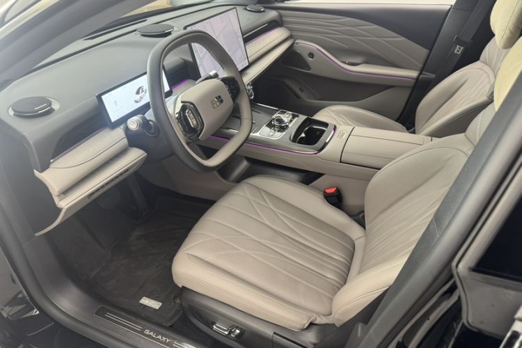 Used Geely Galaxy 8 2025 130km EM-i Deluxe Edition Left Front Seat