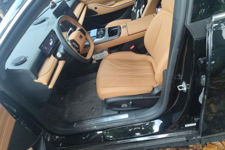 Used Geely Galaxy 8 2025 130km EM-i Deluxe Edition Left Front Seat