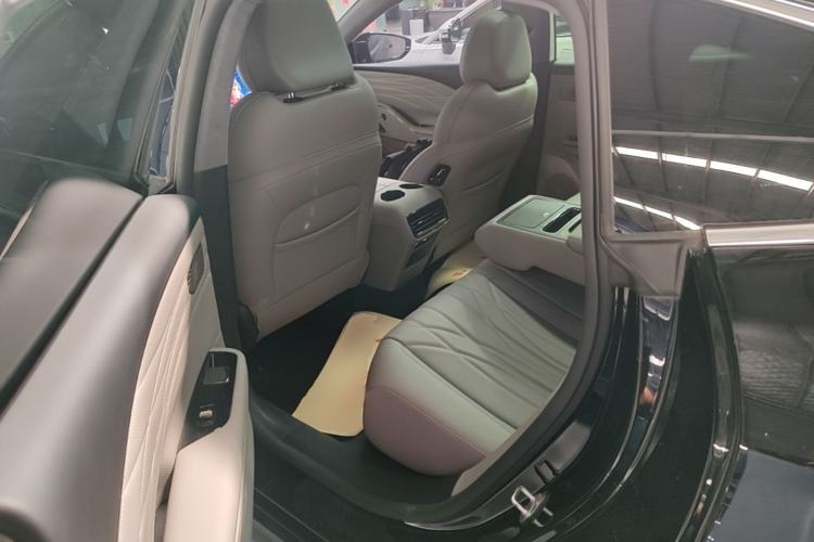 Used Geely Galaxy 8 2025 130km EM-P Starship Edition Left Rear Seat