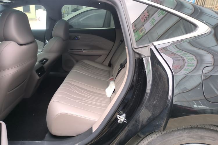 Used Geely Galaxy 8 2025 130km EM-P Starship Edition Left Rear Seat