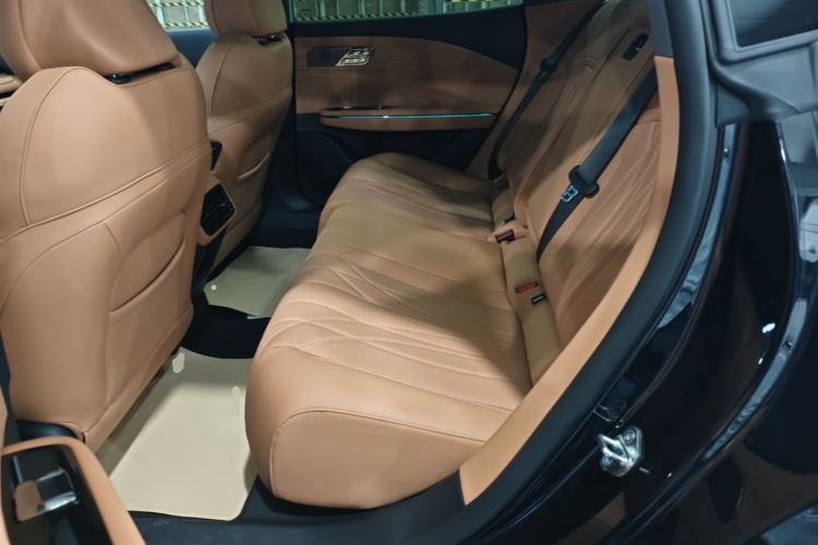 Used Geely Galaxy 8 2025 130km EM-i Flagship Edition Left Rear Seat