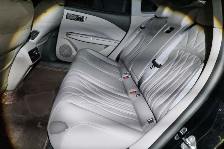 Used Geely Galaxy 8 2025 130km EM-i Deluxe Edition Left Rear Seat