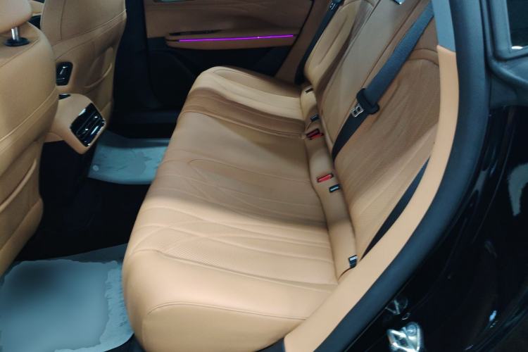 Used Geely Galaxy 8 2025 130km EM-i Prestige Edition Left Rear Seat