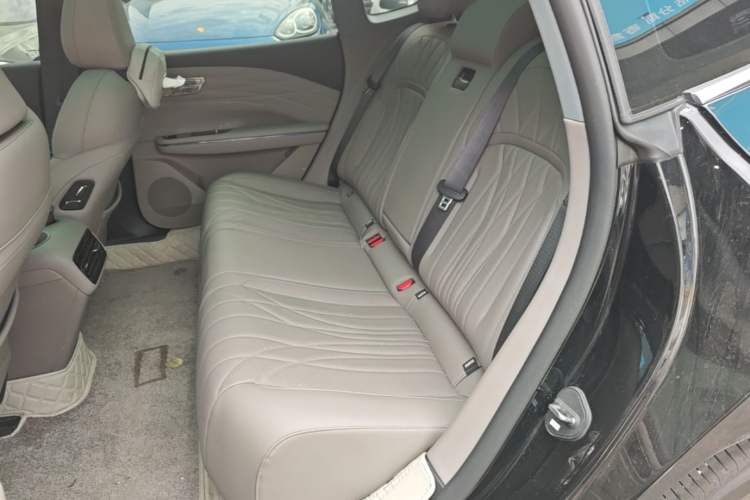 Used Geely Galaxy 8 2025 130km EM-i Deluxe Edition Left Rear Seat