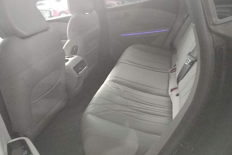 Used Geely Galaxy 8 2025 130km EM-P Starship Edition Left Rear Seat