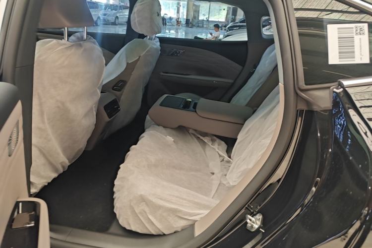 Used Geely Galaxy 8 2025 60km EM-i Luxury Edition Left Rear Seat