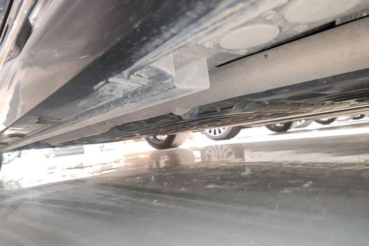 Used Geely Galaxy 8 2025 130km EM-P Starship Edition Left Side Sill