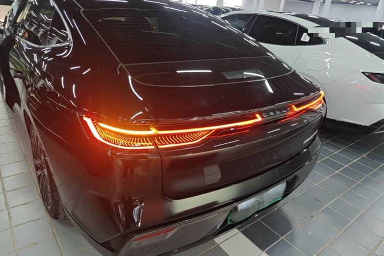 Used Geely Galaxy 8 2025 130km EM-P Starship Edition Rear