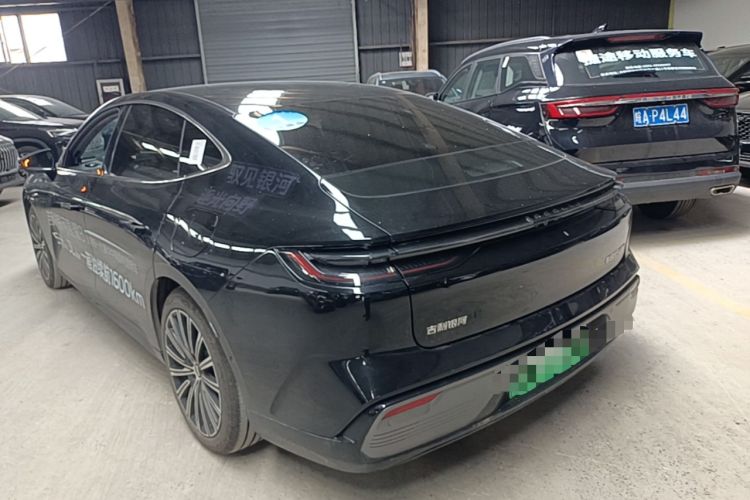 Used Geely Galaxy 8 2025 130km EM-P Starship Edition Rear Left 45 Deg