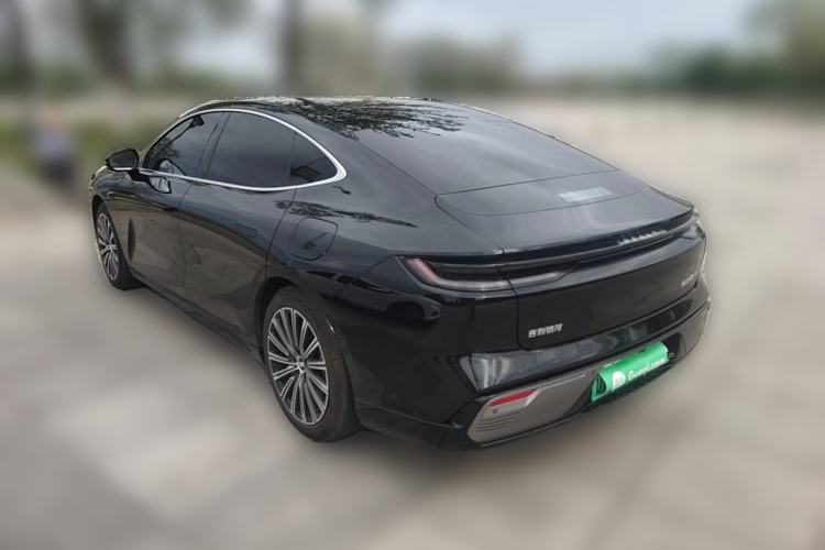 Used Geely Galaxy 8 2025 130km EM-i Flagship Edition Rear Left 45 Deg