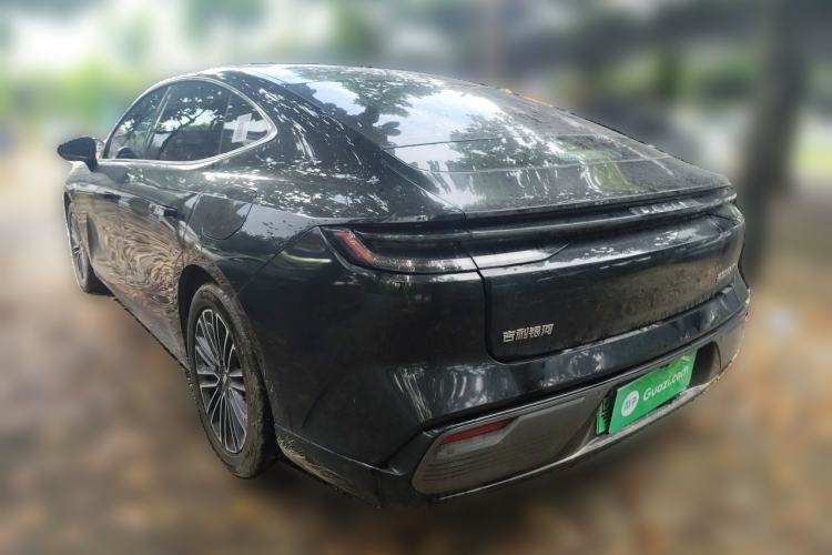 Used Geely Galaxy 8 2025 130km EM-i Deluxe Edition Rear Left 45 Deg