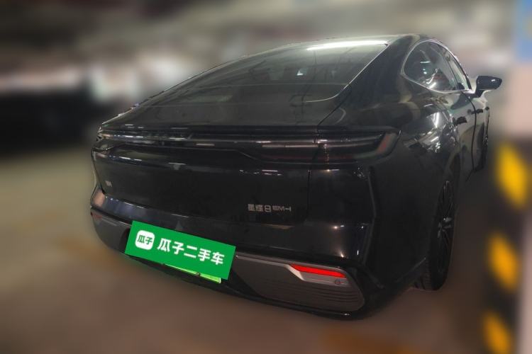 Used Geely Galaxy 8 2025 130km EM-i Prestige Edition Rear Right 45 Deg