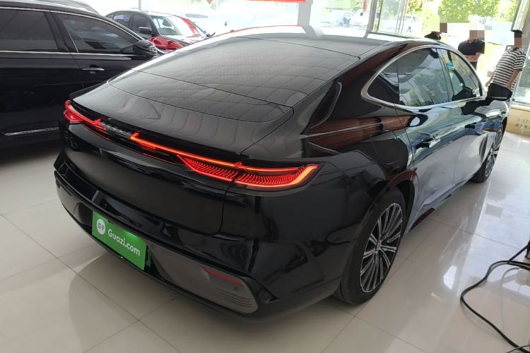 Used Geely Galaxy 8 2025 130km EM-P Starship Edition Rear Right 45 Deg