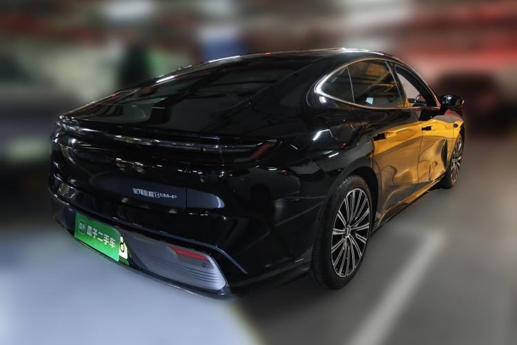 Used Geely Galaxy 8 2025 130km EM-P Exploration Edition Rear Right 45 Deg