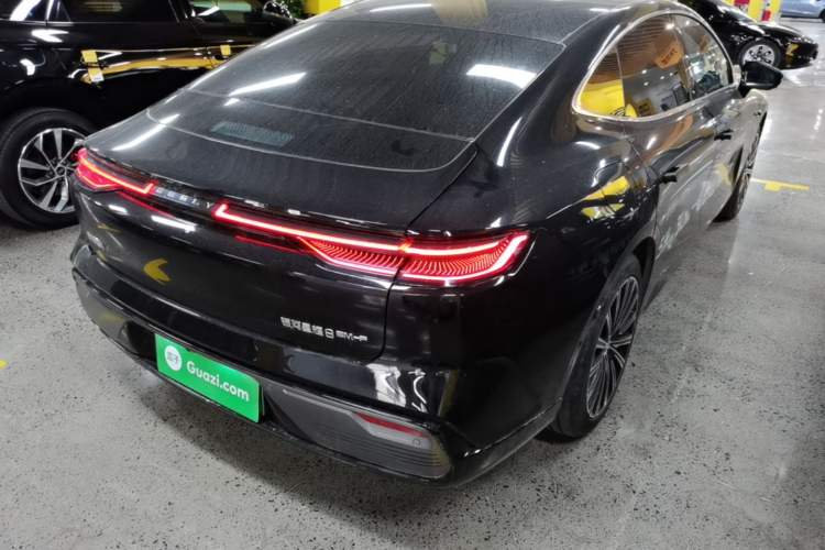 Used Geely Galaxy 8 2025 130km EM-P Starship Edition Rear Right 45 Deg