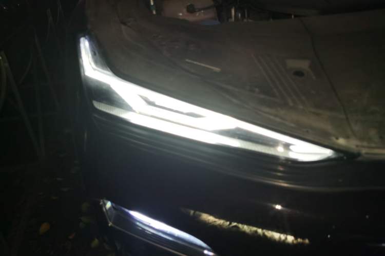 Used Geely Galaxy 8 2025 130km EM-i Deluxe Edition Right Front Headlight