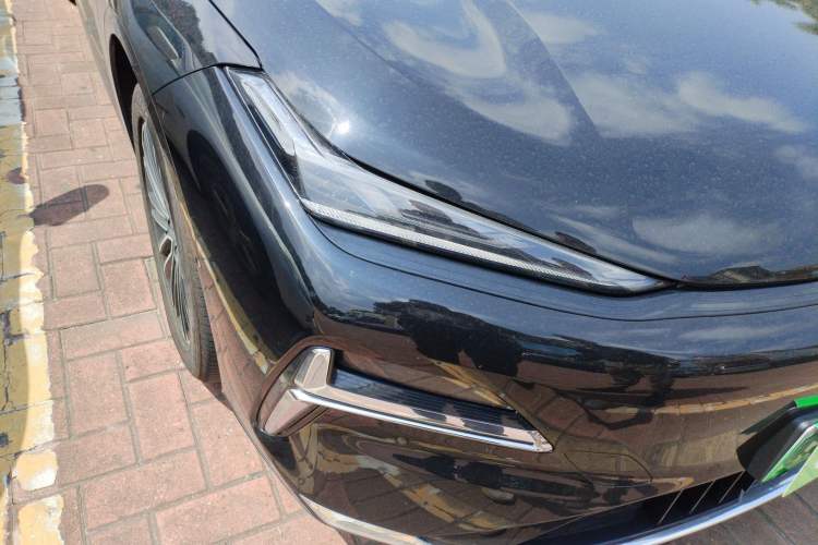 Used Geely Galaxy 8 2025 130km EM-i Deluxe Edition Right Front Headlight