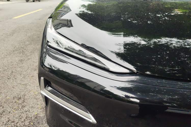 Used Geely Galaxy 8 2025 130km EM-i Deluxe Edition Right Front Headlight