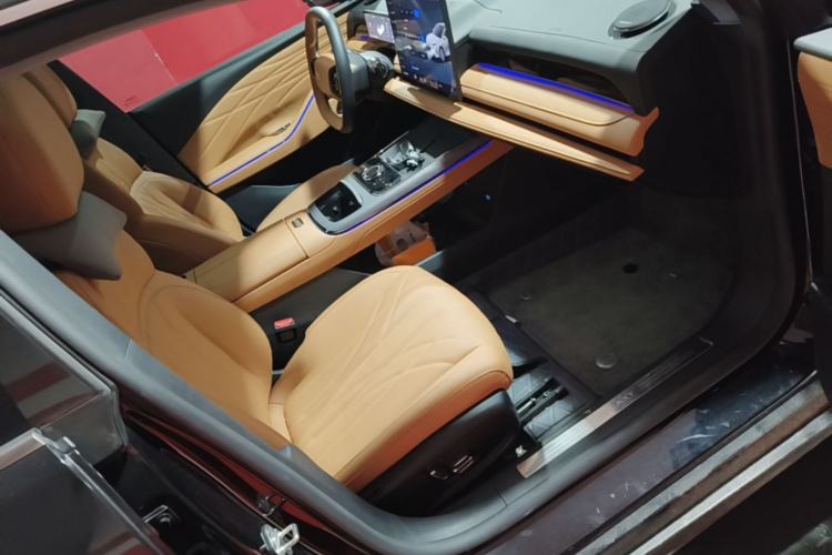 Used Geely Galaxy 8 2025 130km EM-i Deluxe Edition Right Front Seat