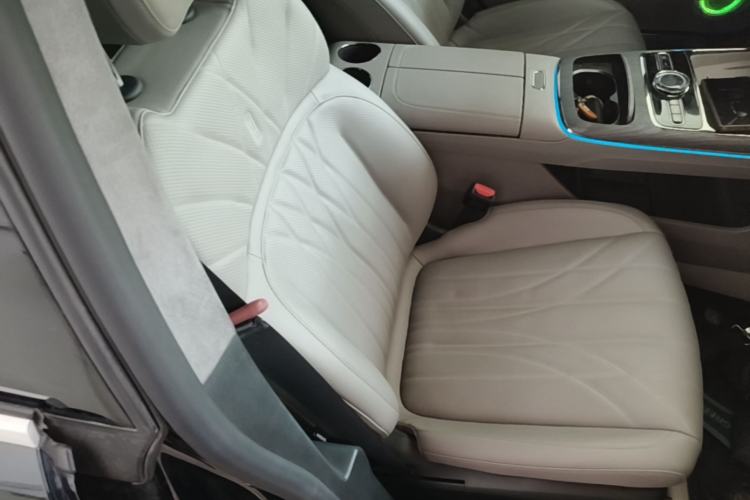 Used Geely Galaxy 8 2025 130km EM-P Starship Edition Right Front Seat