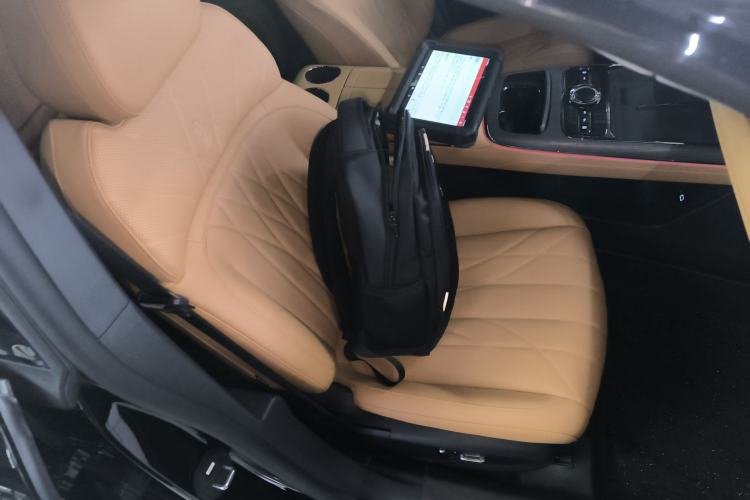 Used Geely Galaxy 8 2025 130km EM-i Deluxe Edition Right Front Seat