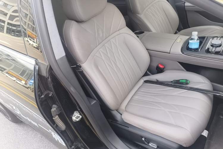 Used Geely Galaxy 8 2025 130km EM-P Starship Edition Right Front Seat