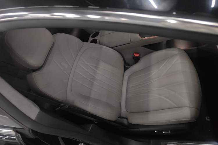 Used Geely Galaxy 8 2025 130km EM-P Starship Edition Right Front Seat