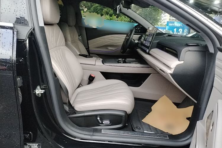 Used Geely Galaxy 8 2025 130km EM-P Starship Edition Right Front Seat
