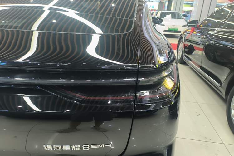 Used Geely Galaxy 8 2025 130km EM-i Deluxe Edition Right Rear Taillight
