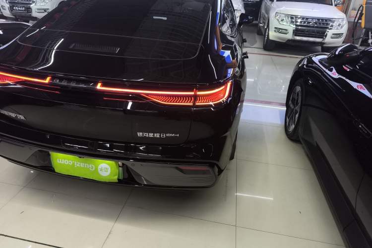 Used Geely Galaxy 8 2025 130km EM-i Deluxe Edition Right Rear Taillight