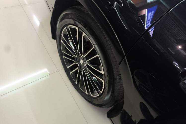 Used Geely Galaxy 8 2025 130km EM-i Deluxe Edition Right Rear Wheel Hub