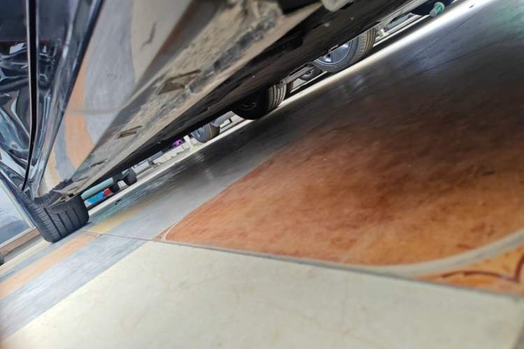 Used Geely Galaxy 8 2025 130km EM-i Deluxe Edition Right Side Sill