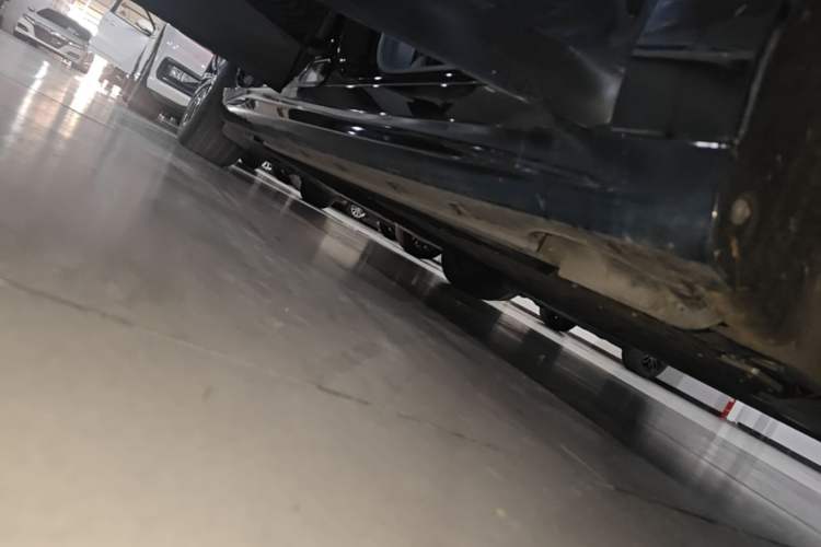 Used Geely Galaxy 8 2025 130km EM-P Starship Edition Right Side Sill