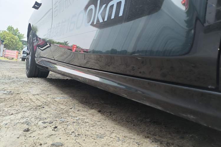 Used Geely Galaxy 8 2025 130km EM-P Starship Edition Right Side Sill