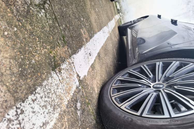 Used Geely Galaxy 8 2025 130km EM-i Flagship Edition Right Side Sill