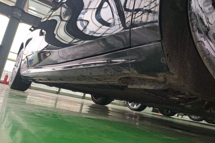 Used Geely Galaxy 8 2025 130km EM-P Starship Edition Right Side Sill