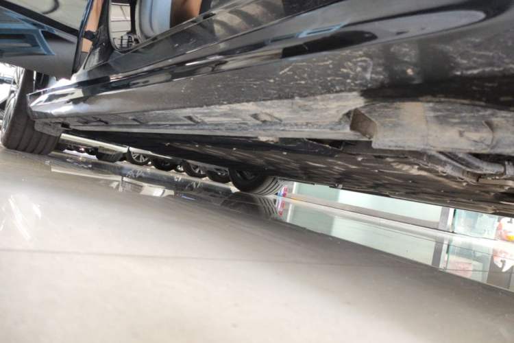 Used Geely Galaxy 8 2025 130km EM-P Starship Edition Right Side Sill