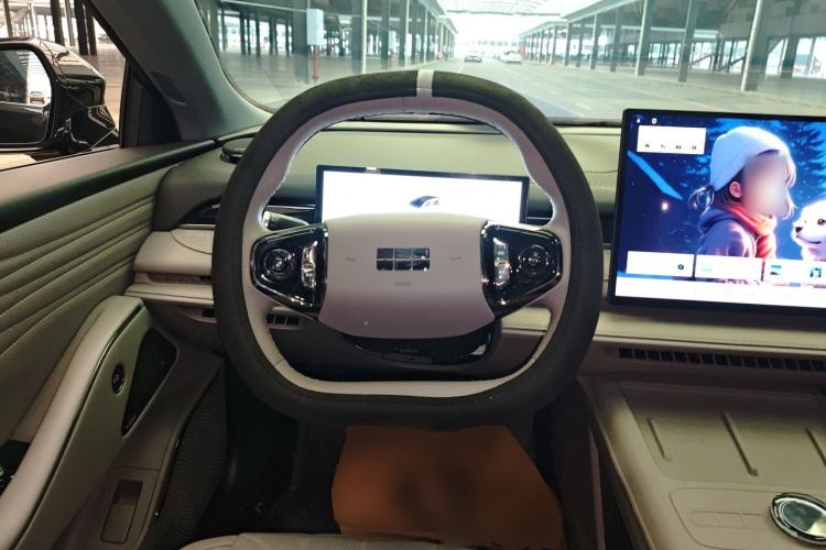 Used Geely Galaxy 8 2025 130km EM-i Deluxe Edition Steering Wheel